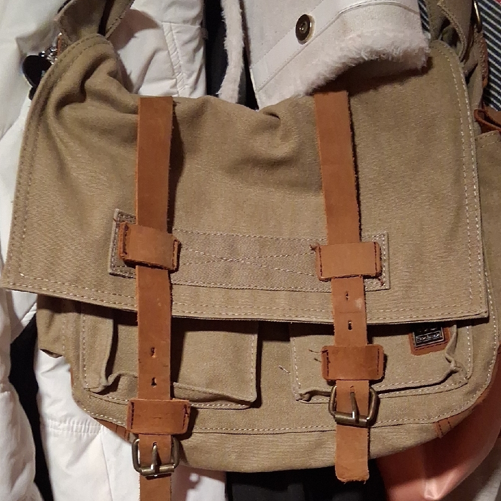 Men's Tan Canvas Messenger Bag